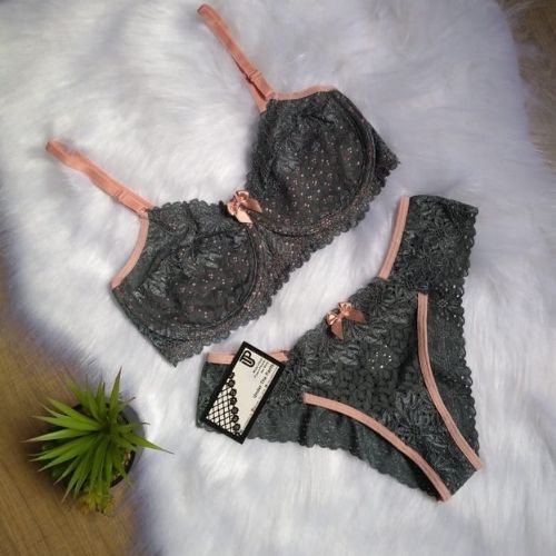 Conjunto Luxo Lingerie cinza